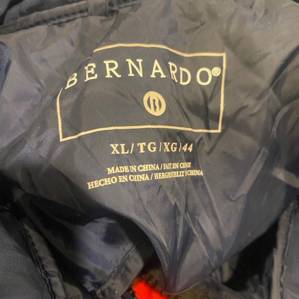 Bernardo hooded quilted puffer coat,zip-front closure & side zip pockets XL NWT - Picture 7 of 10